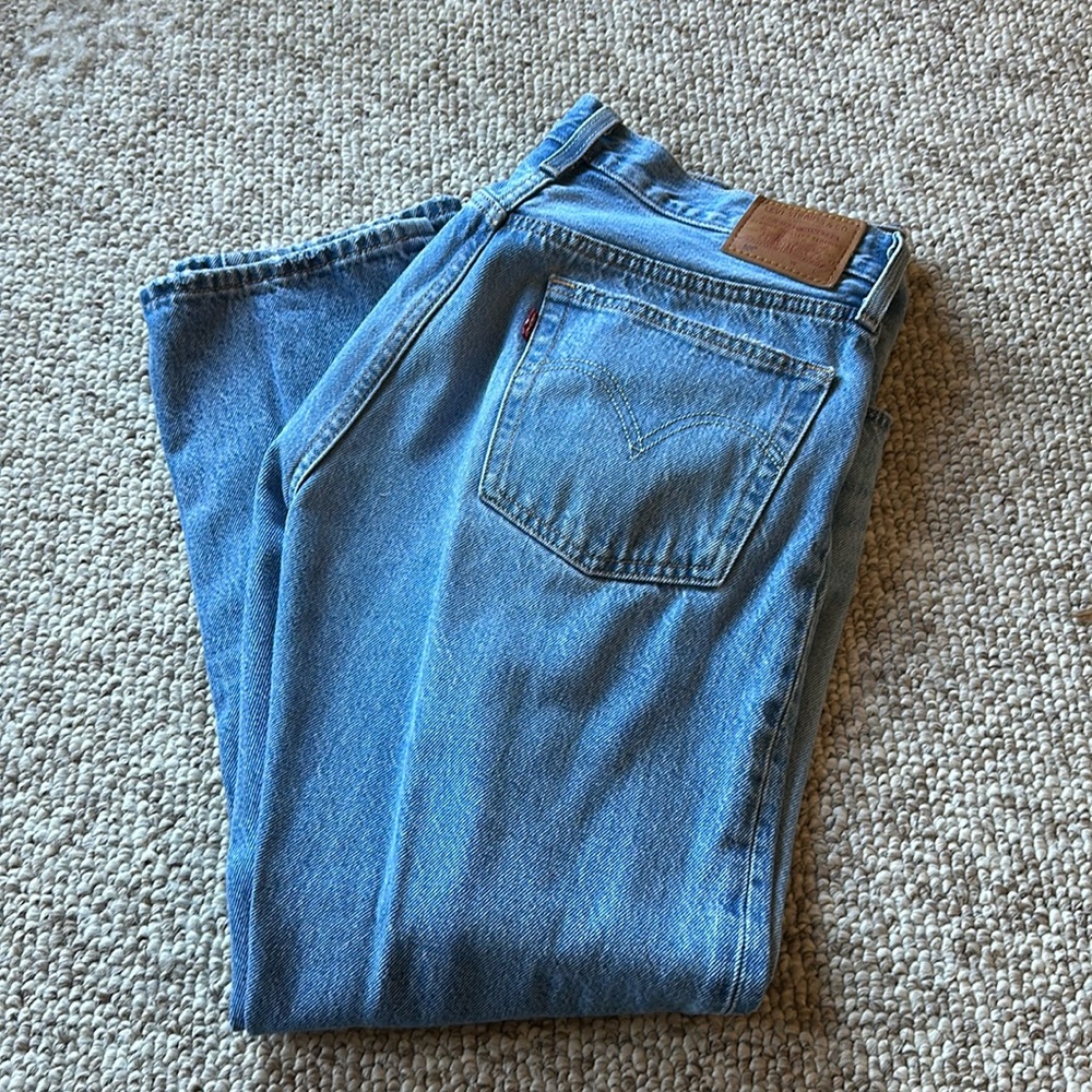 Levi’s 501 Ankle Straight Leg Jean